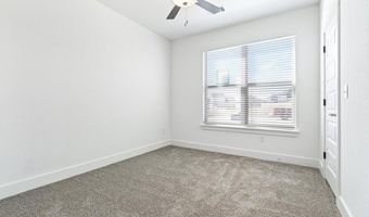 7004 Orange Ave, Bentonville, AR 72713