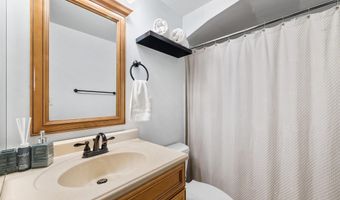 75 LUMBER Ln, Barboursville, VA 22923