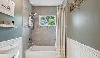 5480 Blue Heron Dr, Alma, MI 48801