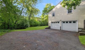 350 Essex Rd, North Kingstown, RI 02852
