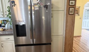 29 I St, Bangor, ME 04401