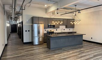 200 W College Ave 205, Appleton, WI 54911