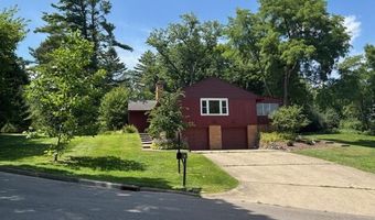 580 Riverview Dr, Ann Arbor, MI 48104