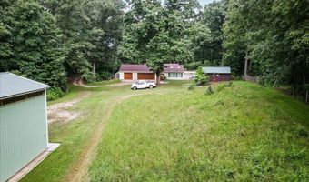 3900 Dursum Ave NE, Ada, MI 49301