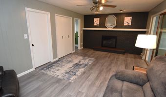 9640 Shady Ln, Algonac, MI 48001