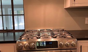 8514 WOODHAVEN Blvd, Bethesda, MD 20817