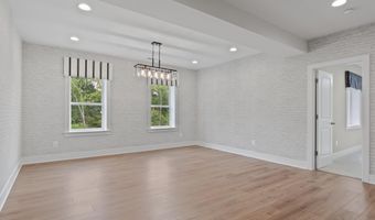 23369 WALKING WOODS Ln, Aldie, VA 20105