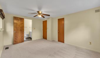 2145 Steeplechase Dr, Ann Arbor, MI 48103
