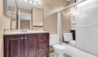 33 WINDWARD Dr, Barnegat, NJ 08005