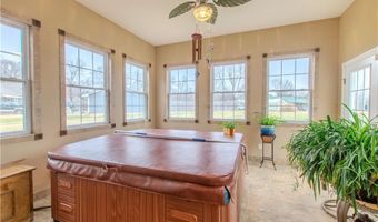 317 S Kentucky St, Adrian, MO 64720