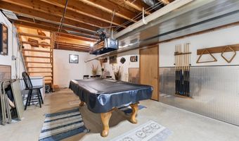 1422 MCCLOUD Rd, Aledo, IL 61231