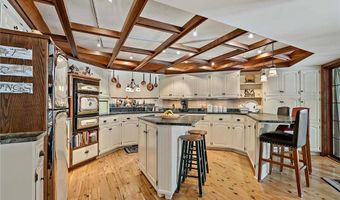 8250 Havelock Ct, Apple Valley, MN 55124