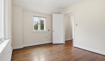 2620 FORT SCOTT Dr, Arlington, VA 22202