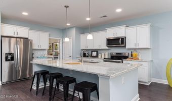 2154 Marietta Cir NW, Ash, NC 28420