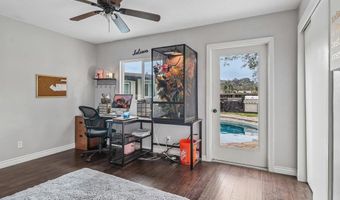 9535 Lakeview Dr, La Mesa, CA 91942