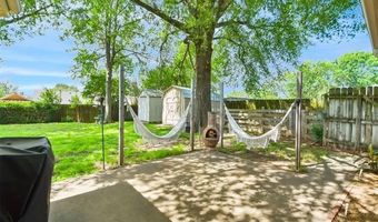 2208 Hickory Dr, Ardmore, OK 73401