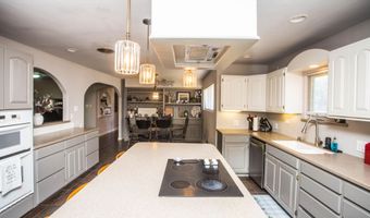 812 1st St, Abernathy, TX 79311