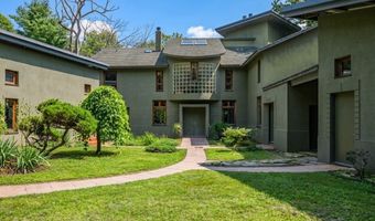 27 Ridge Rd, Canton, CT 06019