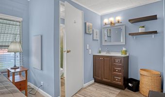 949 Laurel Cir, Barefoot Bay, FL 32976