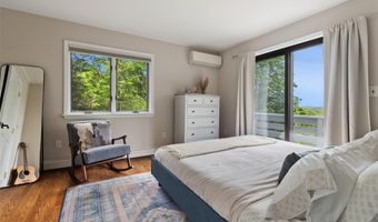 30 Woodcrest Ter, Amawalk, NY 10501
