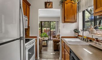 20 Roundhouse Rd 20, Bourne, MA 02532
