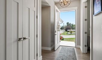 5089 Tree Valley Rd, Chubbuck, ID 83202