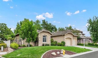 608 Inverlochy Dr, Fallbrook, CA 92028