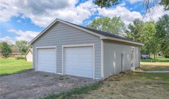 304 N Mulberry St, Adrian, MO 64720