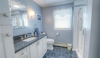 14 Willow Dr, Cranston, RI 02920