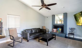 1116 Circle Dr, Escondido, CA 92025