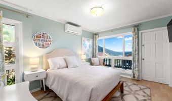 947 Kauku Pl, Honolulu, HI 96825