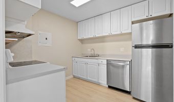 98 1030 Moanalua Rd 5-201, Aiea, HI 96701