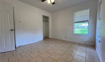 434 S 11th St, Aransas Pass, TX 78336