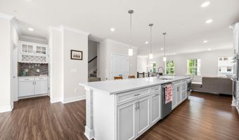 12452 SEA OAKS Ln 5, Berlin, MD 21811