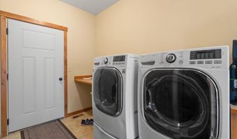 458 W Keva Ln, Athol, ID 83801