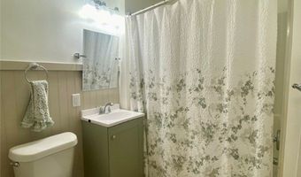 1093 N Main St, Akron, OH 44310