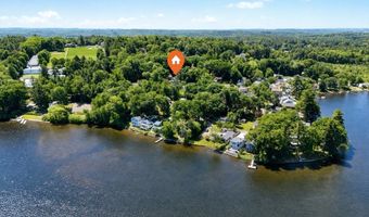 34 Amesbury Ave, Amesbury, MA 01913