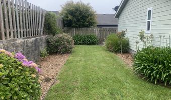 98126 W BENHAM Ln 68, Brookings, OR 97415