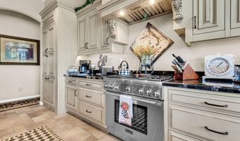 3829 E PEACH TREE Dr, Chandler, AZ 85249