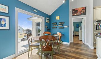111 Waterway Ct, Aydlett, NC 27916