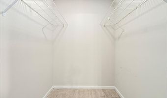 601 N GAY St D201, Auburn, AL 36830