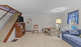 32 Birch Ct, Burlington, VT 05408