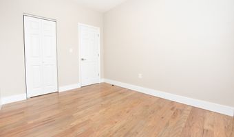 527 E Main St 2nd floor Right, Bridgeport, CT 06608