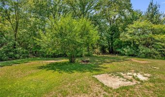 157 Flat Rock Ln, Aberdeen, NC 28315