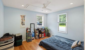 104 Sloop Creek Rd, Bayville, NJ 08721