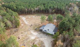 5499 White Line Rd, Ayden, NC 28513