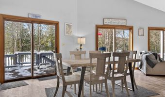 87 Maple Ridge Dr, Monmouth, ME 04259