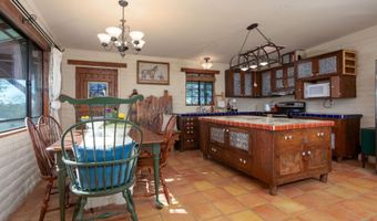 13520 W Universal Ranch Rd, Arivaca, AZ 85601