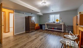 3414 Frisby Ave, Cody, WY 82414