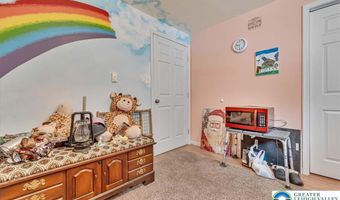 9338 Sherwood Dr, Kunkletown, PA 18058